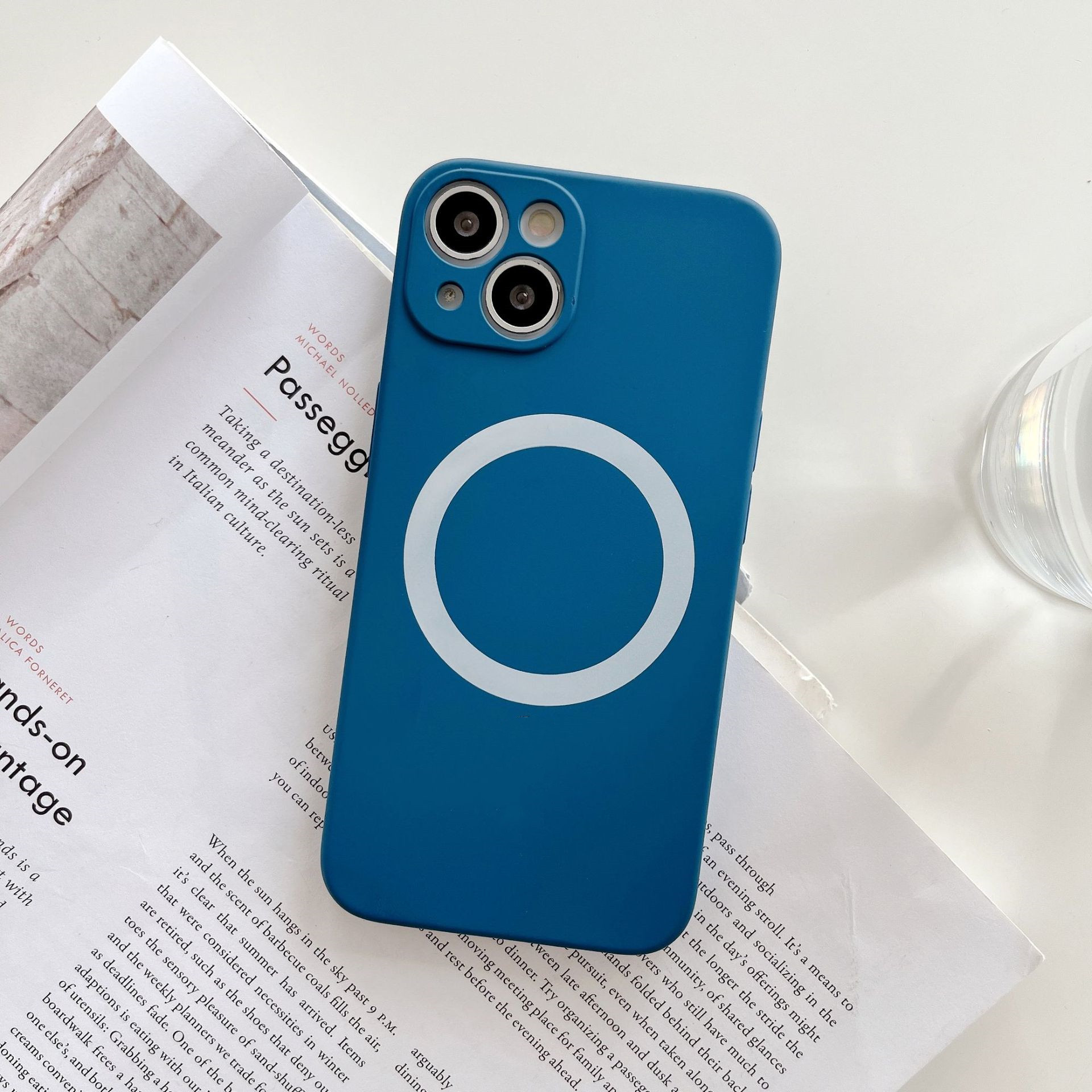 Blu scuro