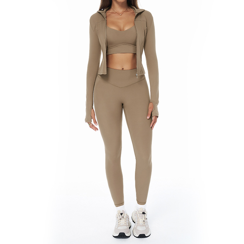 Soutien-gorge + legging + veste kaki