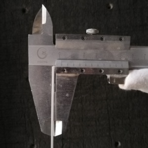 Özelleştirilmiş 1mm <span class=keywords><strong>1.8mm</strong></span> 2mm 3mm dokunmatik ekran düşük demir temizle temperli cam Lcd ekran ekran
