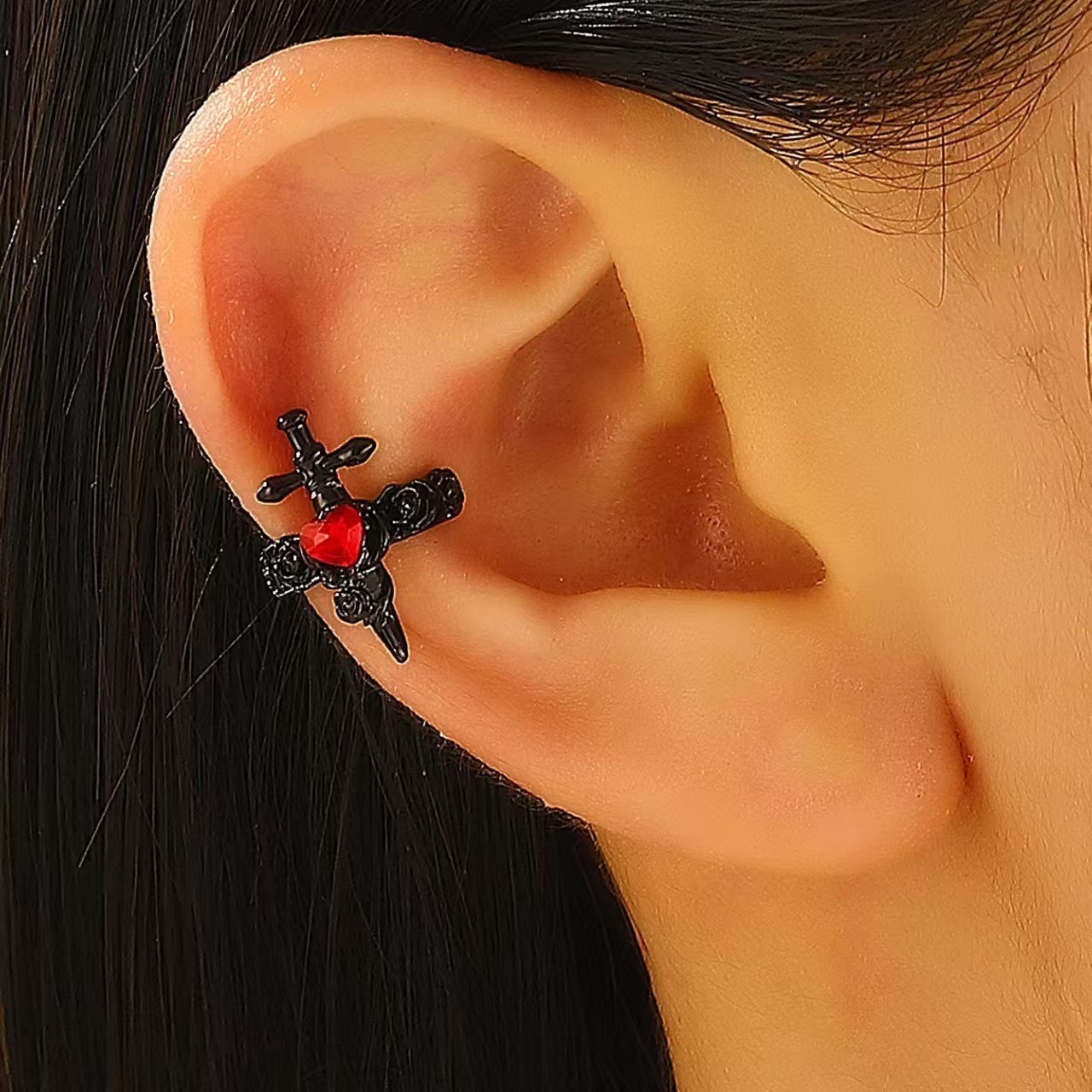 Matte Black #5596 Ear Clip