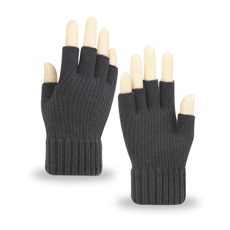 สีเทาเข้ม