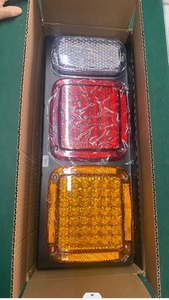 Qiongli marka 12V üç Lens kombinasyonu LED arka lambası ile demir plaka dur dönüş sinyali geri geri geri arka lamba - Product Image 4