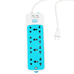Enchufe de alimentación de 8 salidas universales personalizado de fábrica con interruptor 10A tablero eléctrico de corriente nominal para el hogar y la Oficina - Product Image 3