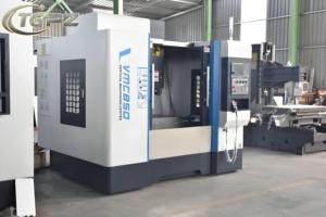 דיוק מכונת כרסום מתכת vmc850 <span class=keywords><strong>cnc</strong></span> אנכי עיבוד דיסק כלי מהיר מגזין