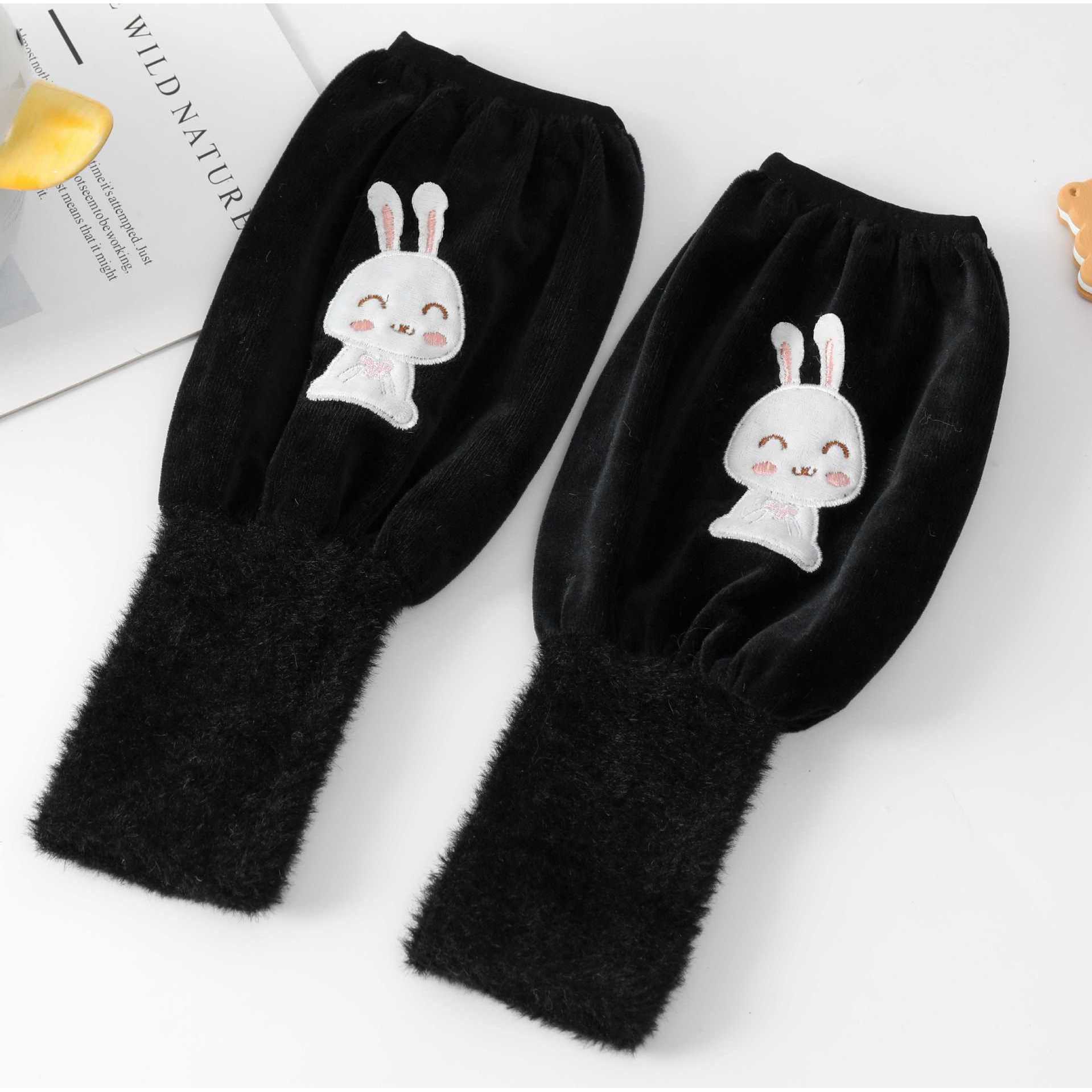 Lapin brodé noir
