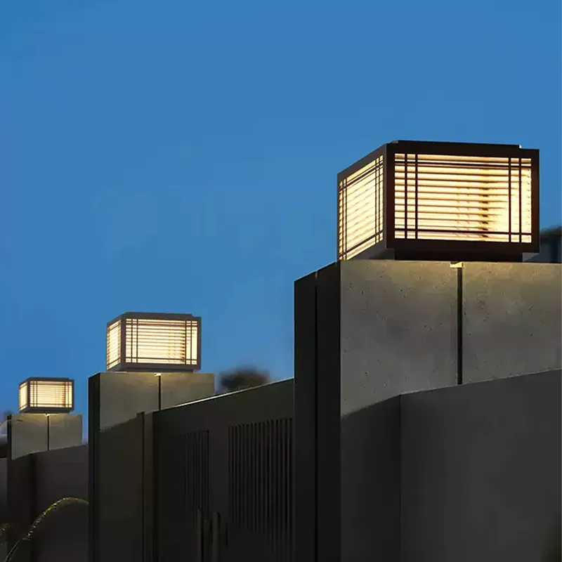 Lampe de décoration moderne pour clôture d'hôtel, Villa, cour, porte principale, imperméable, chemin, lampes de pelouse, extérieur, éclairage de pilier solaire LED
