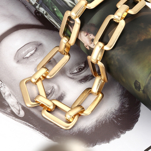 Alloy Clavicle <strong>Chain</strong> Necklace for Female Exaggerated Geometric Link Design for Wedding or Party - Product Image 4