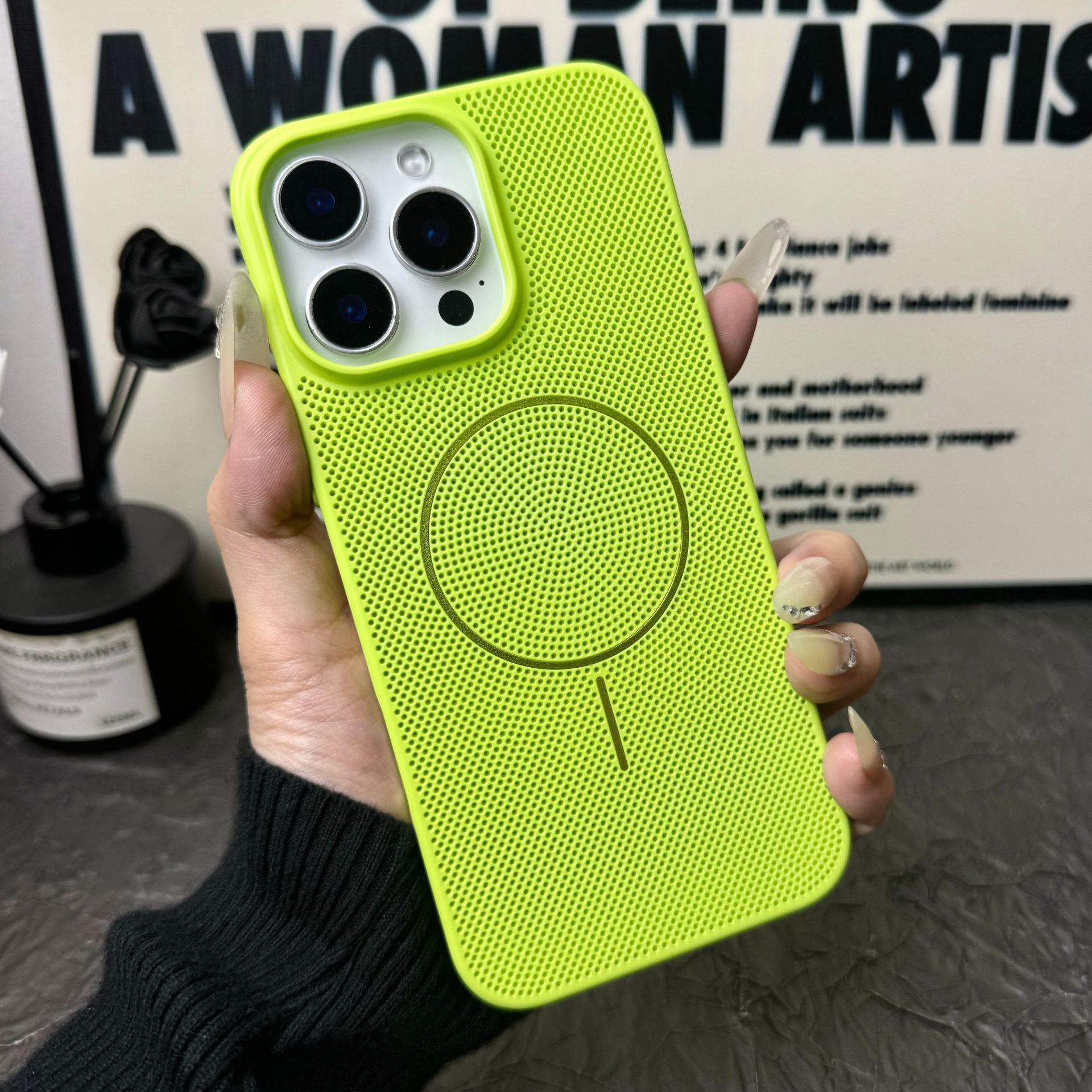 Fluorescent Vert