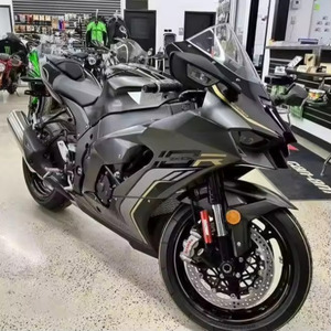 POPULAR in DEMAND for 2024 <strong>Kawasakis</strong> Ninja ZX 10R KRT Edition MOTORCYCLE - Product Image 5