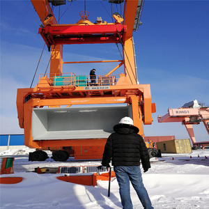 Container Tilter und Container entladen