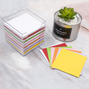 400 hojas de color estándar europeo Memo/Bloque de papel/anuncio de impresión completa nota pegajosa en caja de plástico