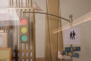 Ý Tưởng Trưng Bày Cửa Sổ Cửa Hàng Quần Áo Thiết Kế Độc Đáo Đạo Cụ Trưng Bày Cửa Sổ Cửa Hàng Giáng Sinh - Product Image 6