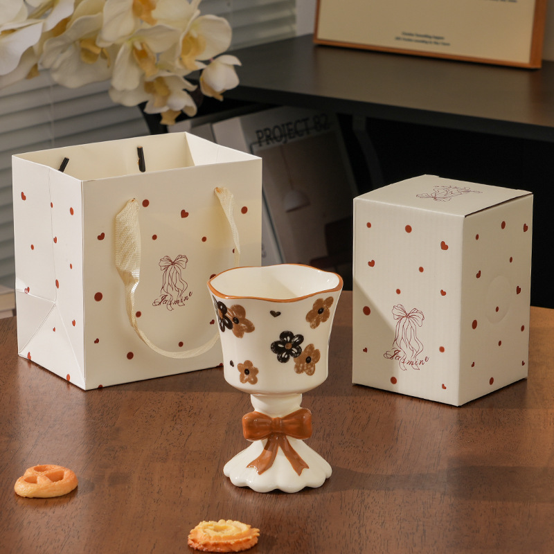 Bolsa de regalo - Copa - Flor marrón y negra