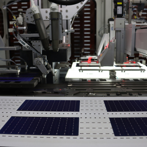 Nửa pin mặt trời 10BB 182.2*91.9mm nguyên liệu silicon đơn tinh thể hiệu quả cao cho các ứng dụng công suất cao - Product Image 4