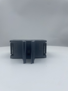 Hecho en Alemania SM1231 Módulo de entrada analógica 4AI Resolución de 13 bits compatible 6ES7231-4HD32-0XB0 2 años de garantía - Product Image 2