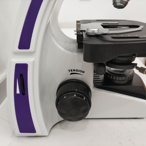 Laboratorio portátil 3W 5W Iluminación LED 40X-1000X Binocular o Trinocular Estudiante Microscopio con cámara digital Pantalla LCD - Product Image 4