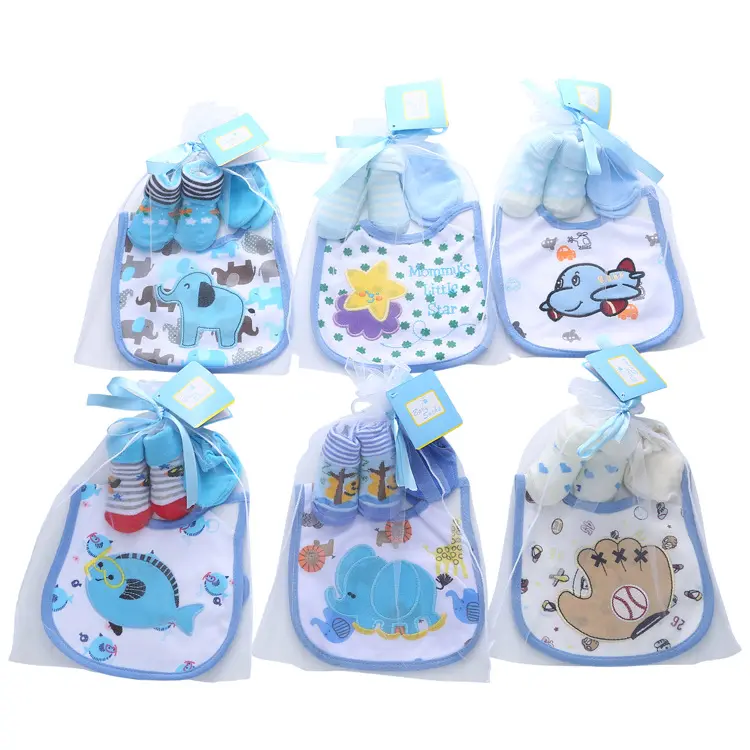 China Wholesale Soft Cotton Newborn Bibs Baby Socks and Mittens Gift Set