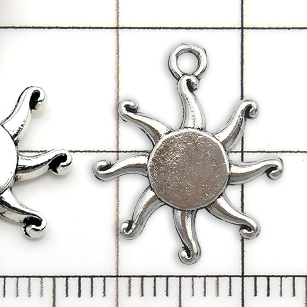 1 Ancient Silver Sun - 0.9g - 16*19mm - 7699