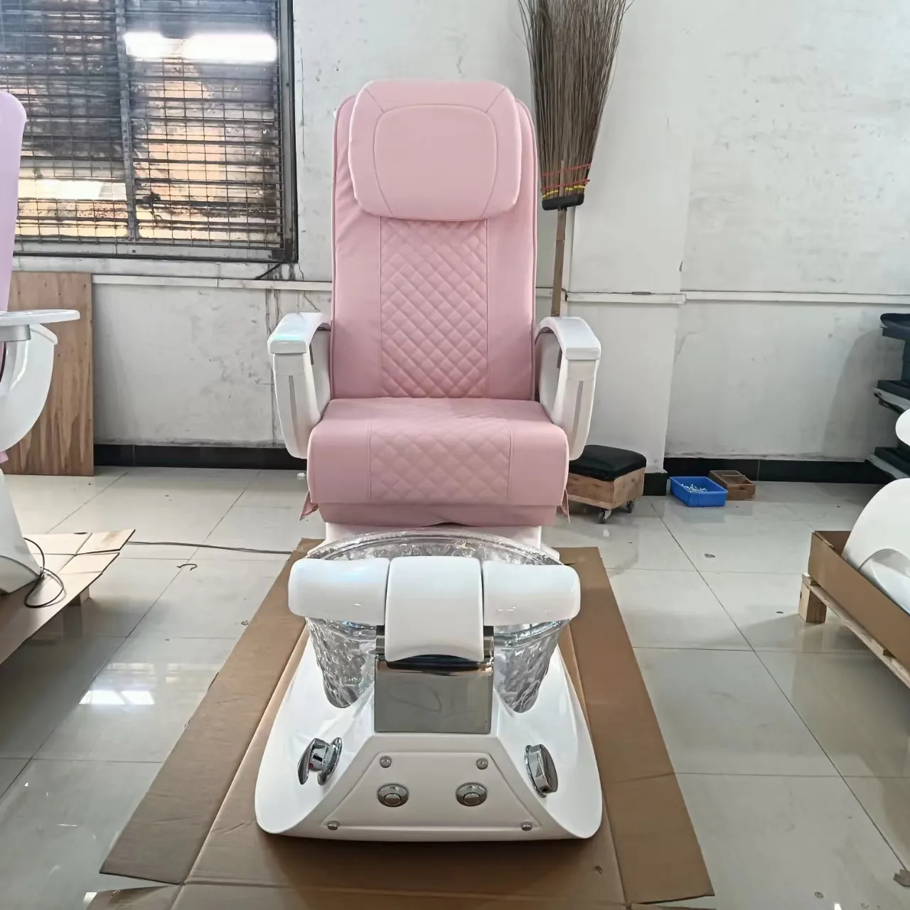 2024 nova chegada de luxo moderno sem encanamento salão de beleza rosa branco forma ovo estabelecer loja beleza elétrica pé spa massagem