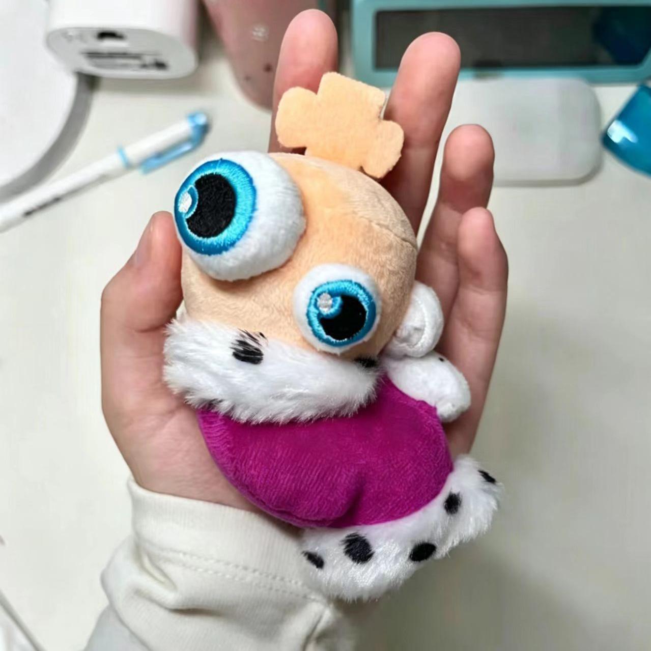 Golden Plush Pendant, 10cm