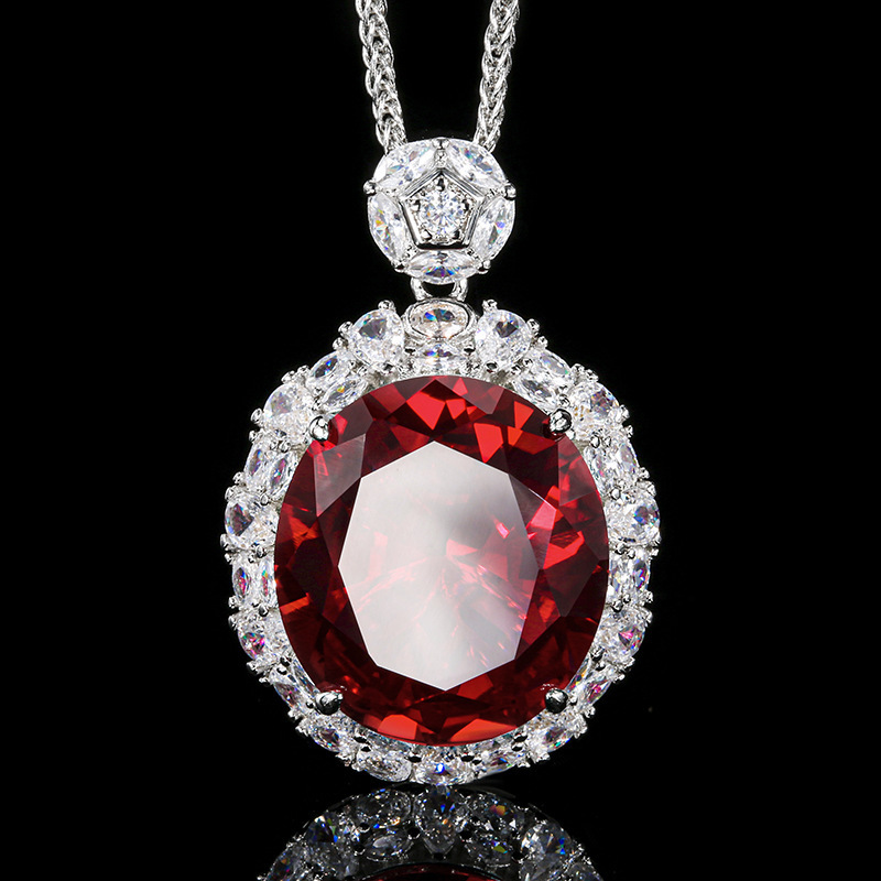 Colgante de corindón rojo con cadena Chopin