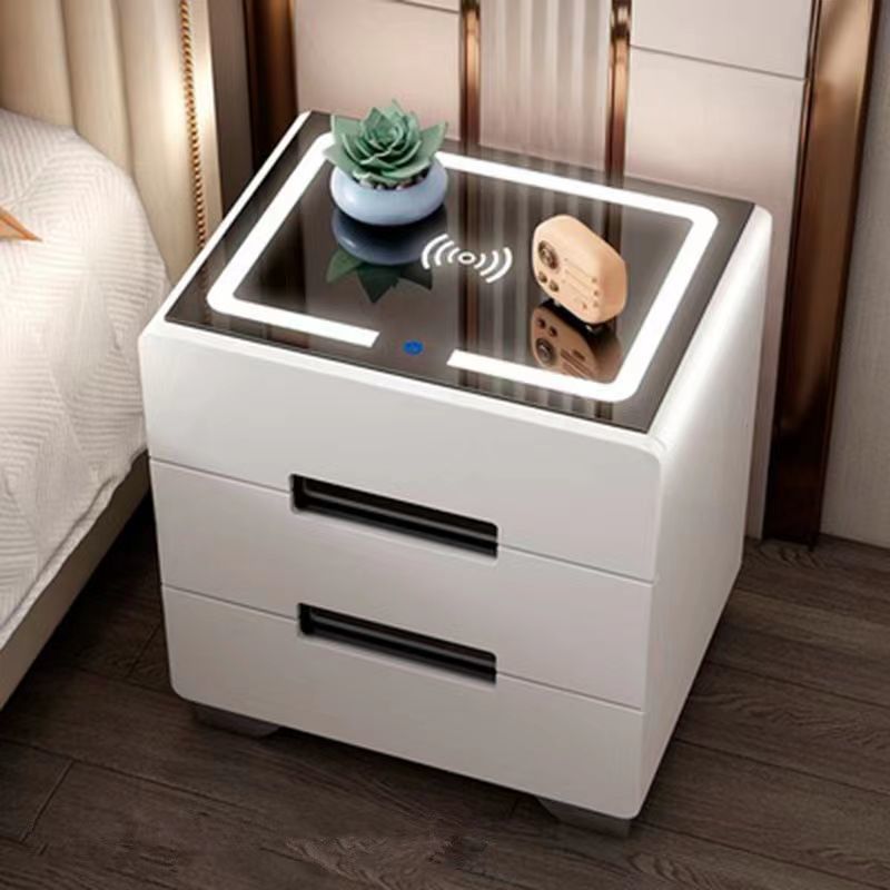 LED lights with wireless charging
