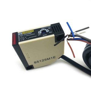 Квадратная головка M30 фотоэлектрический Бесконтактный переключатель Обнаруживать расстояние 30 мм емкостный датчик 90-250VAC Бесконтактный переключатель - Product Image 4