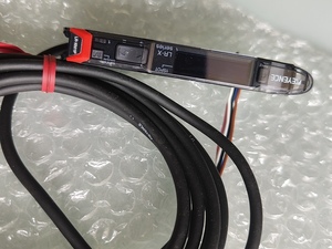 PNP Output KEYENCE LR-XN11P Amplifier CMOS Laser Distance <strong>Sensor</strong> Industrial Automation <strong>Control</strong> <strong>Module</strong> - Product Image 3