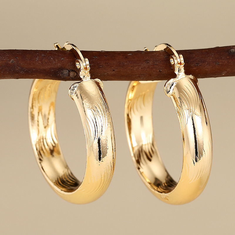 E4416 yellow gold