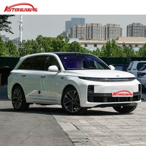 Lixiang L7 2025モデルハイブリッドAWD SUVターボパワープレミアムレザーシートADAS Tech出荷準備完了