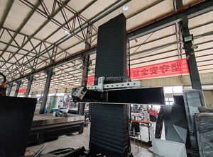 Máquina enrutadora CNC de 5 ejes de alta velocidad Rongchi, Centro de máquina Vertical para fresado de madera, enrutador CNC de 5 ejes - Product Image 3