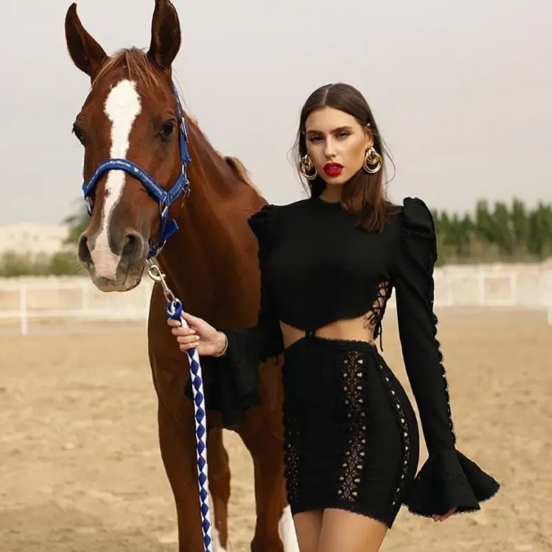 Vestido corto femenino De encaje con manga larga para verano, minivestido ceñido con agujeros para mujer