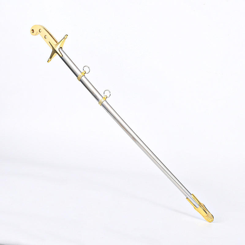 Couteau de commandement européen modèle b