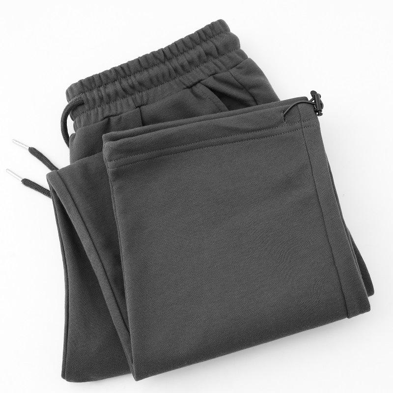 สีเทาเข้ม