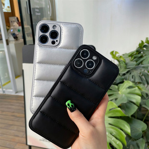 Özelleştirilmiş baskı desenler Logo yumuşak TPU aşağı ceket moda cep telefonu kılıfı Iphone 12 13 14 15 16 Pro Max Xs Xr kapak - Product Image 5