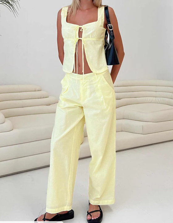Jaune