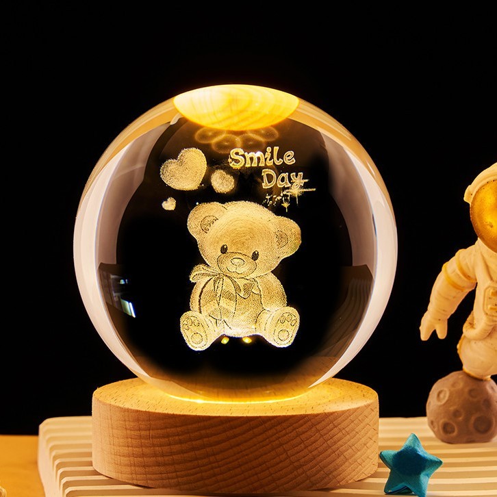 Wood-Lovely bear