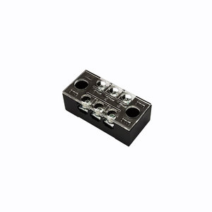 便利なKTB-1503小型ターミナルブロック新製品15A銅材料と穴を備えた現在の3ポジション - Product Image 2