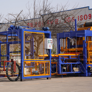 Máquina de fabricación de bloques, máquina de bloques comprimidos de enclavamiento, máquina de construcción de pared de ladrillo, 30 años de fábrica profesional - Product Image 1