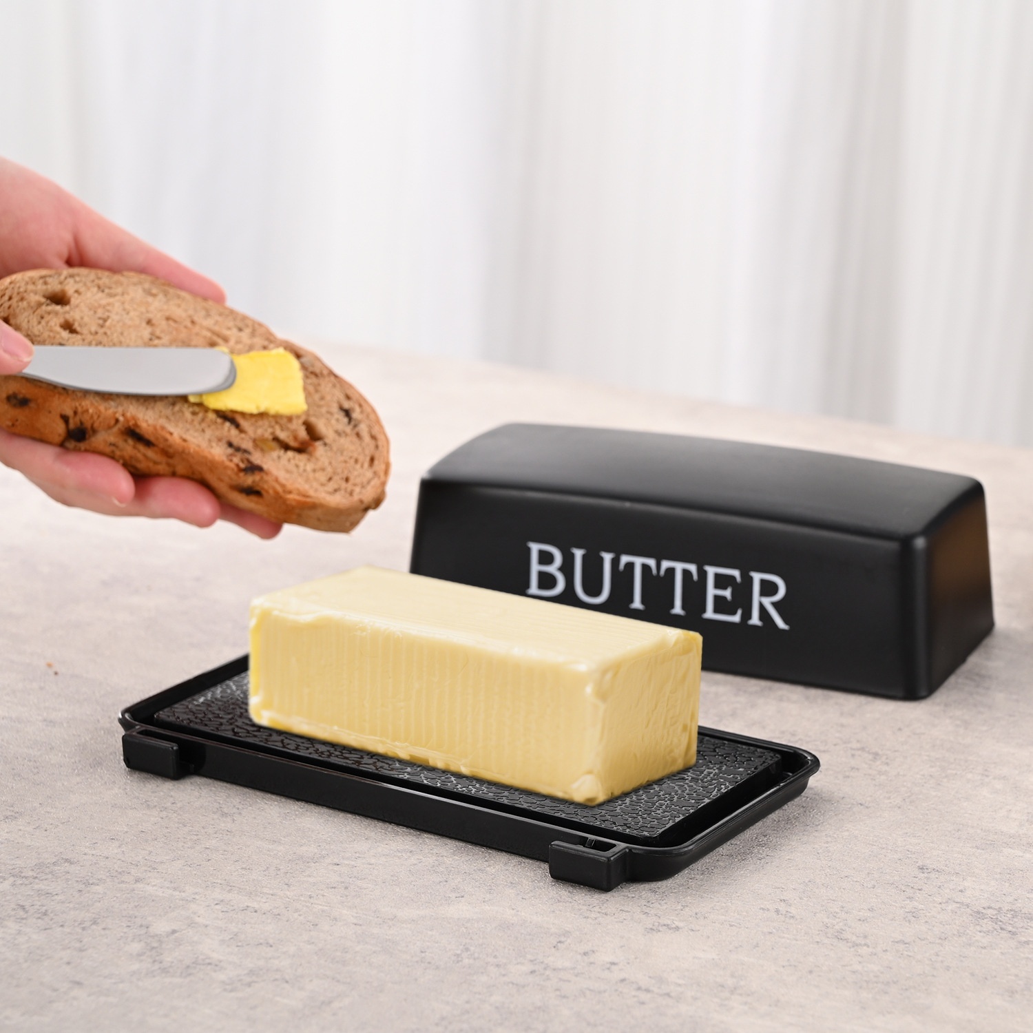 Boîte à beurre avec couteau à beurre (noir)