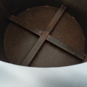 无烟<span class=keywords><strong>30</strong></span>英寸鸡芯钢金属圆形火坑和壁炉