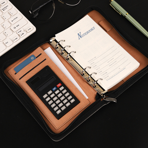 Planificador multifuncional A6 personalizable, tapa dura de cuero PU, encuadernación de hojas sueltas con ranura para tarjeta, calculadora, bolsa de diario con cremallera