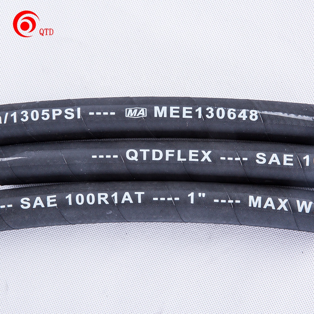 One layers steel wire braided rubber hose(1sn))