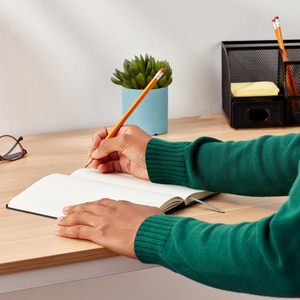 A5 Correa elástica Bloc de notas Simple Pu Business Notebook Línea horizontal completa Página interior Diario Libro - Product Image 6