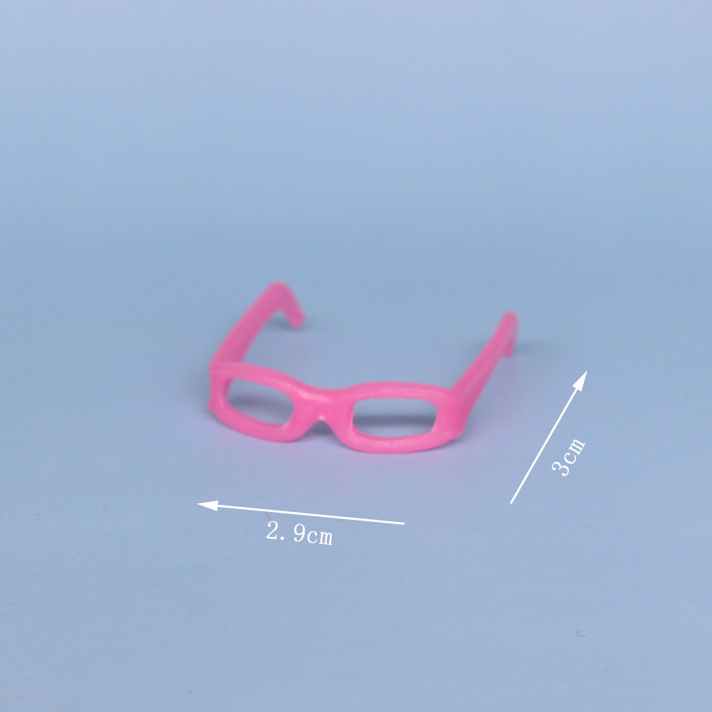 Rosa, gafas huecas.