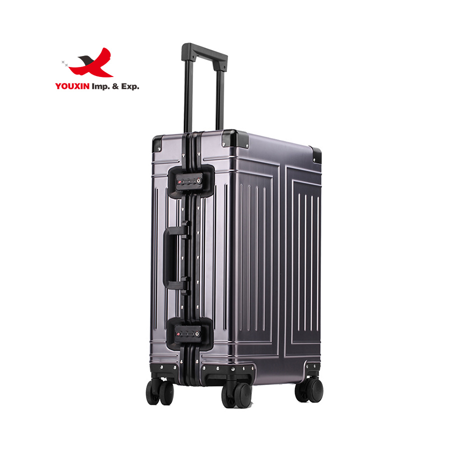 สีเทาเข้ม