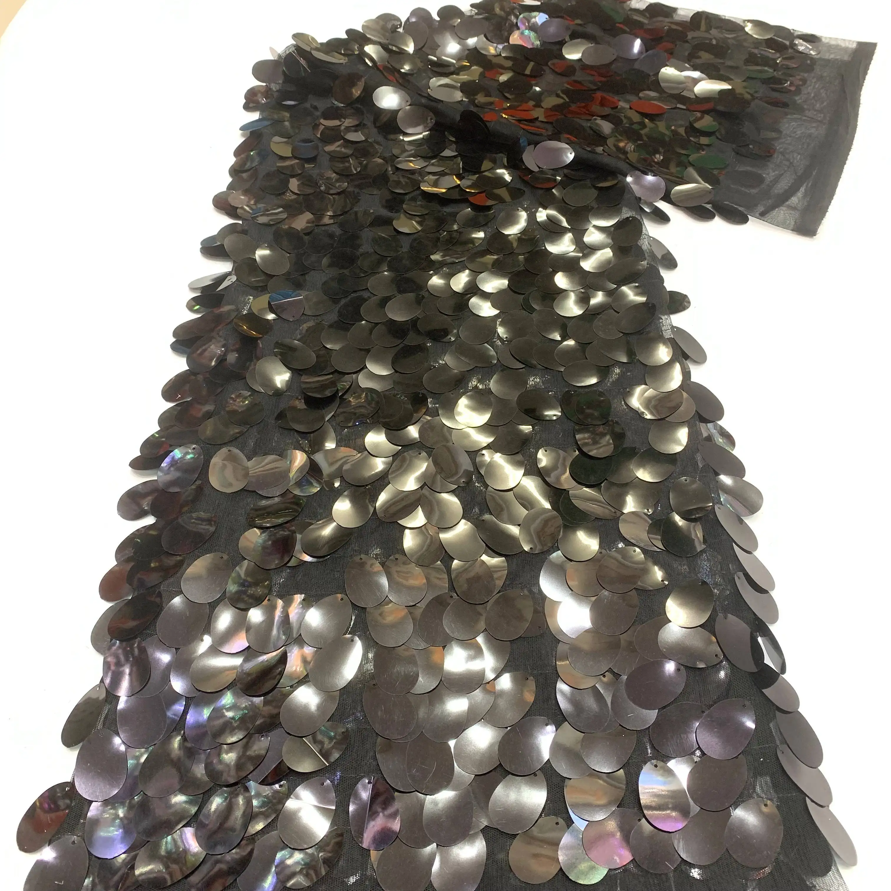 4003 Neues Produkt Europa Mode süße Prinzessin Mesh Kleid Material Französisch Spitze Stoff mit großen Pailletten