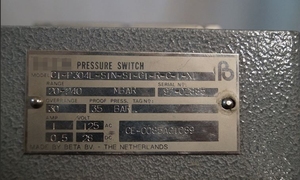 圧力および温度スイッチ-C、WおよびZシリーズC1-V304L-S2B-B1-K1-V C3-P304L-S7N-B1-K1オリジナルのよい価格
