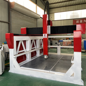 Enrutador CNC de 4 ejes para la fabricación de moldes de automóviles de madera 3D Máquina de corte de espuma 3D multifuncional con servomotor Sistema de control Richauto - Product Image 4