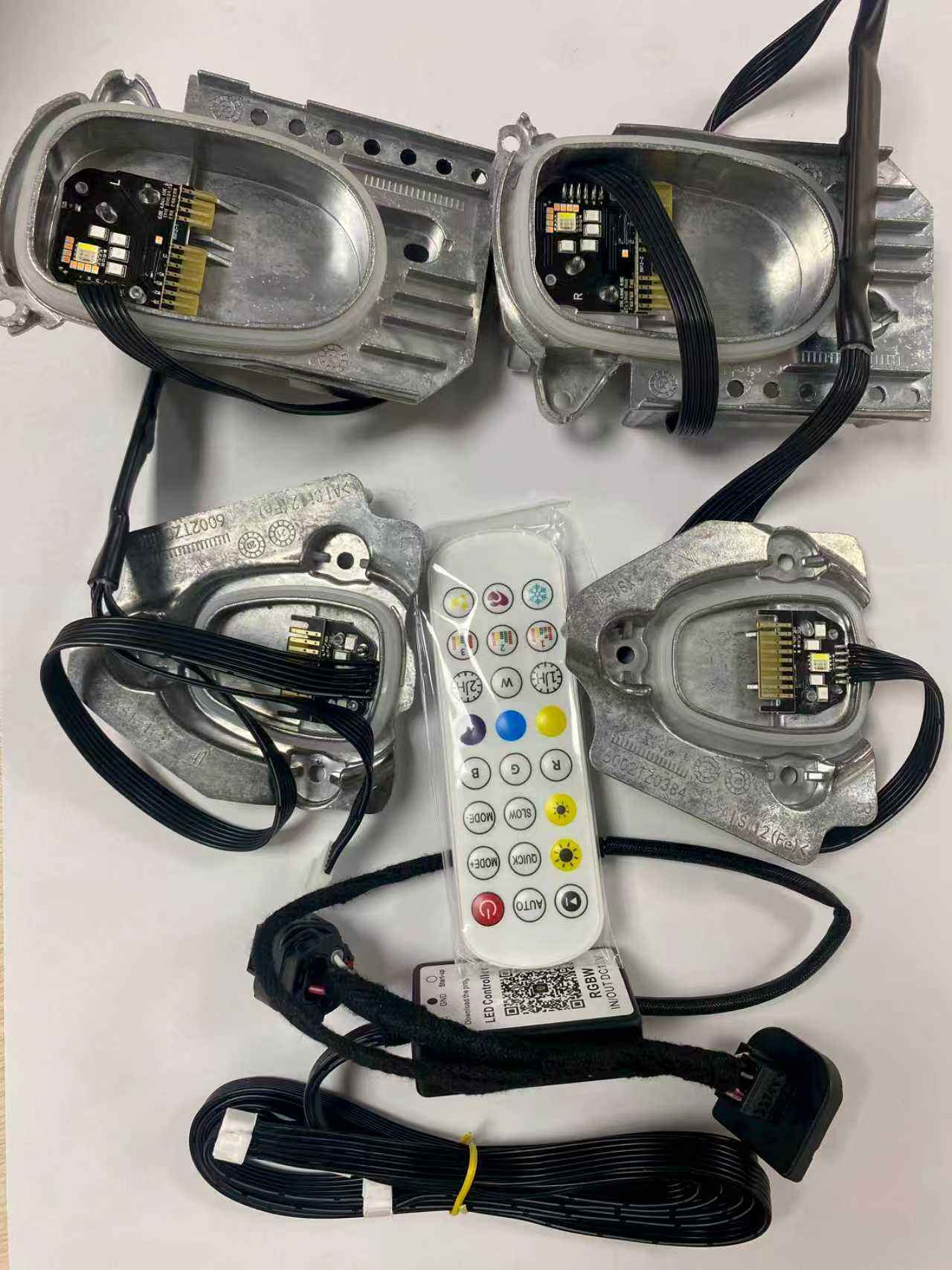 con spina con dissipatore di calore, completamente plug and play